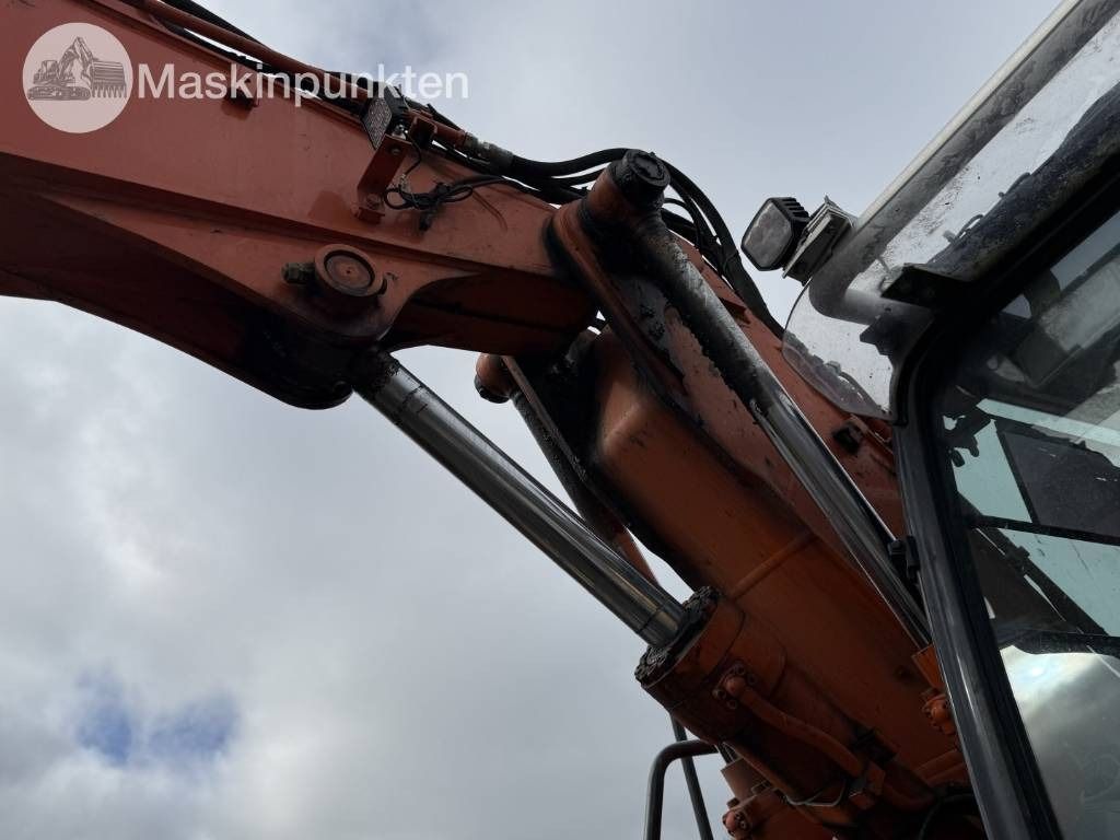 2014 Hitachi ZX140W-5 Wheel Excavator