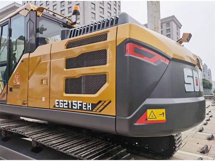 SDLG E6215F Crawler Excavator