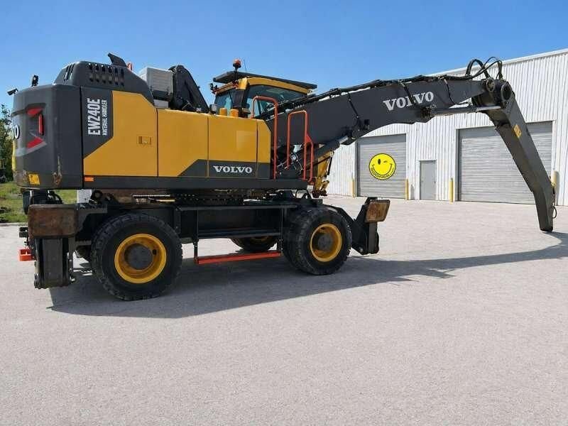 2021 Volvo EW240EMH Material Handler