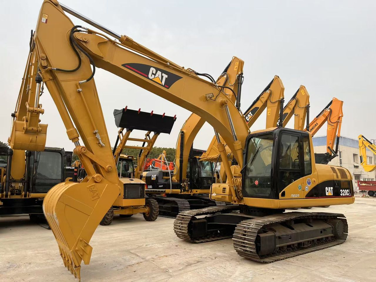 2013 Caterpillar 320CL Crawler Excavator