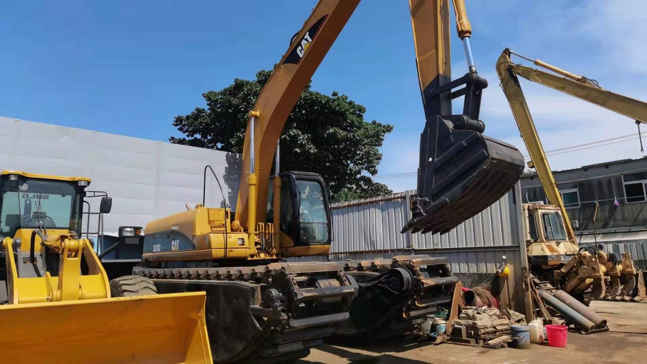 Caterpillar 320C Amphibious Excavator