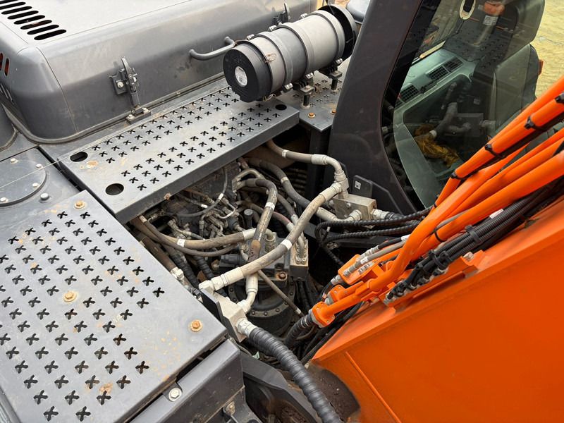 2022 Doosan DX225LC-7 Crawler Excavator