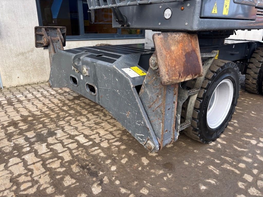 2022 Fuchs MHL331F Material Handler