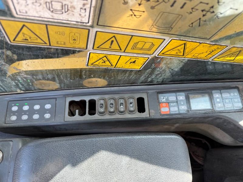 2010 Caterpillar 345DL Crawler Excavator