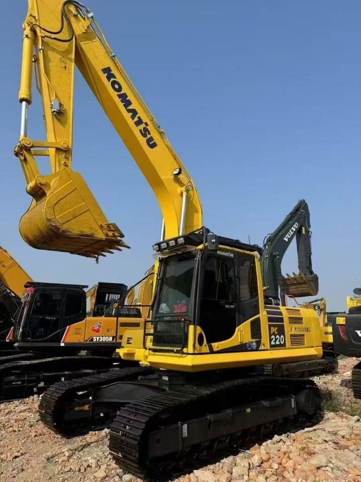 2024 Komatsu PC220-8 Crawler Excavator