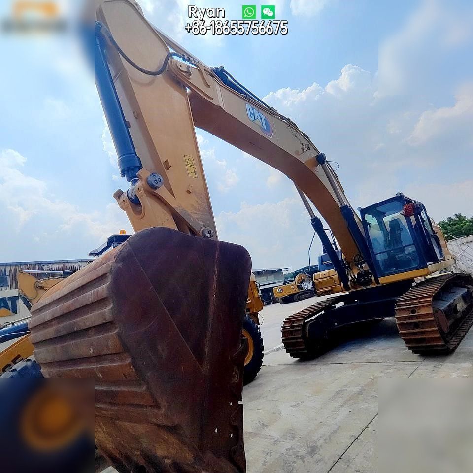 2022 Caterpillar 352 Crawler Excavator