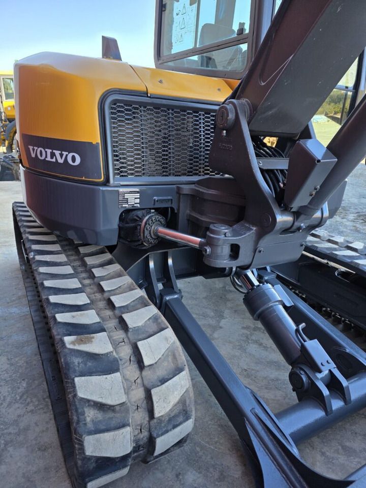 2020 Volvo ECR88D Mini Excavator