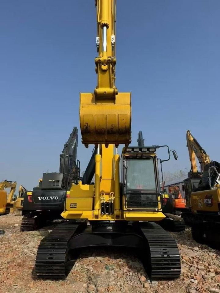 2024 Komatsu PC220-8 Crawler Excavator