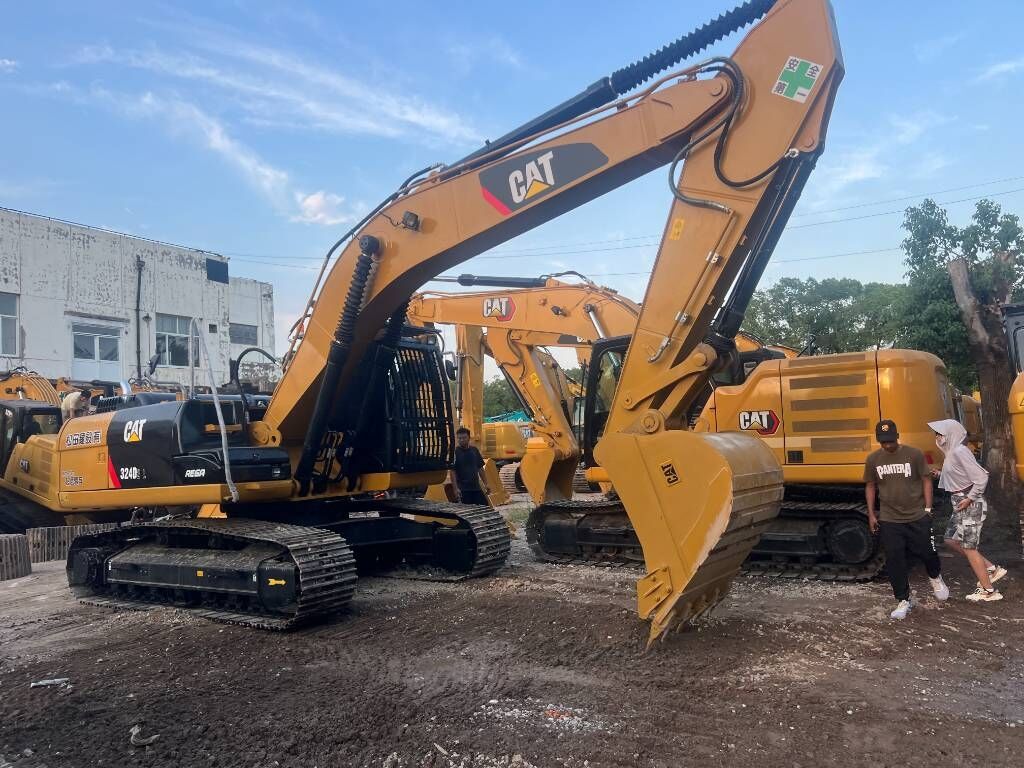 2024 Caterpillar 324D Crawler Excavator