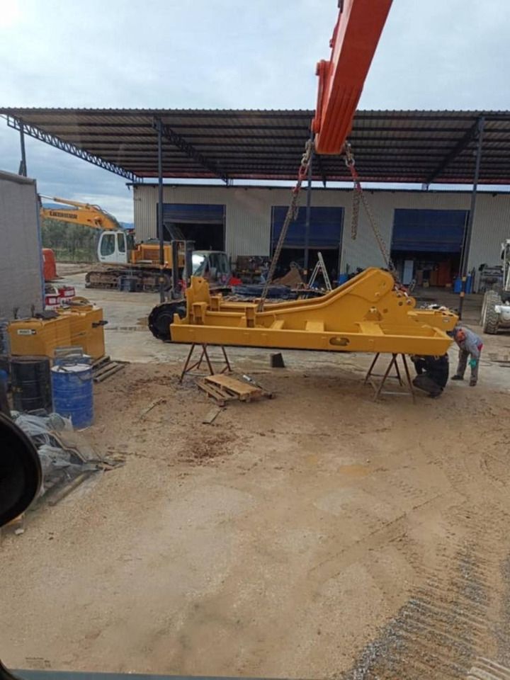 2012 Caterpillar 374DL Crawler Excavator