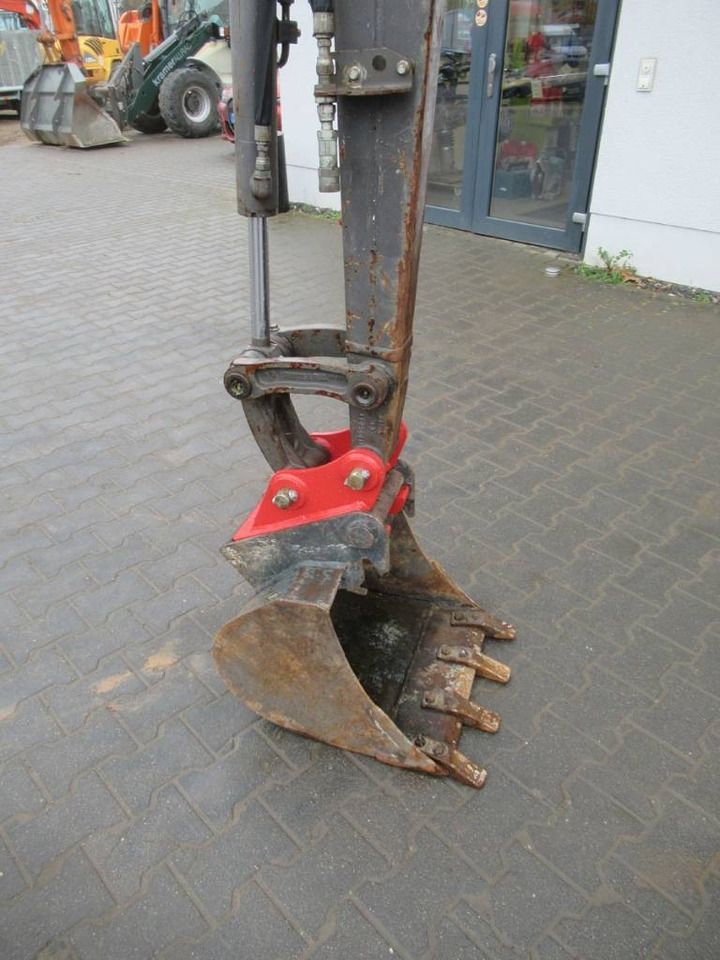 2019 Volvo ECR25D Mini Excavator