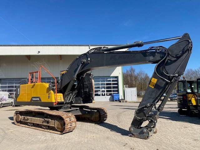 2020 Volvo EC220EL Crawler Excavator