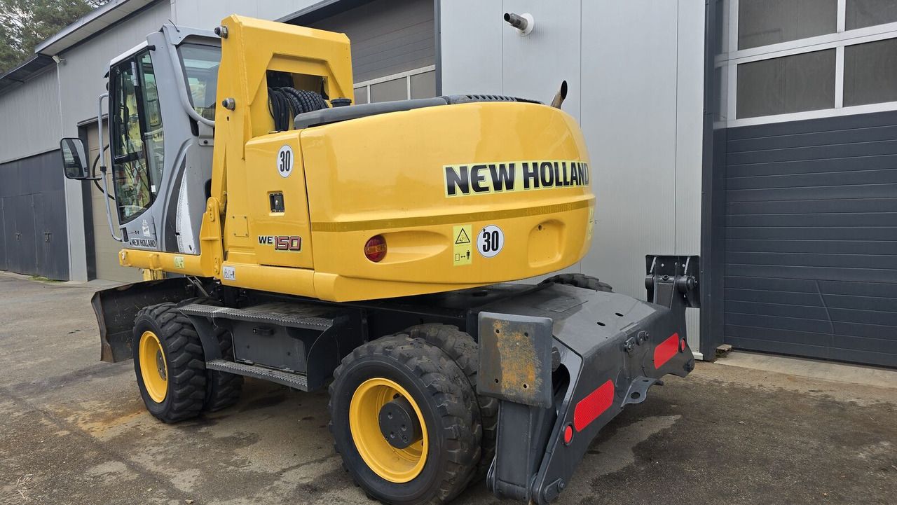 2011 New Holland WE150C Wheel Excavator