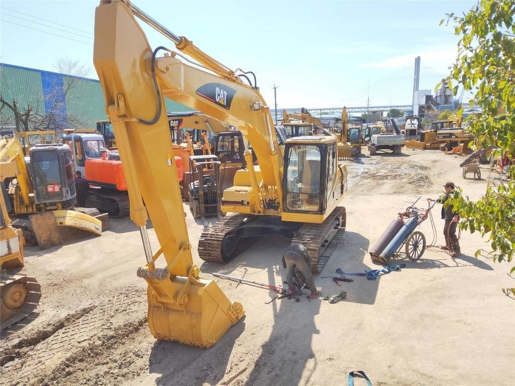 2024 Caterpillar 320B Crawler Excavator