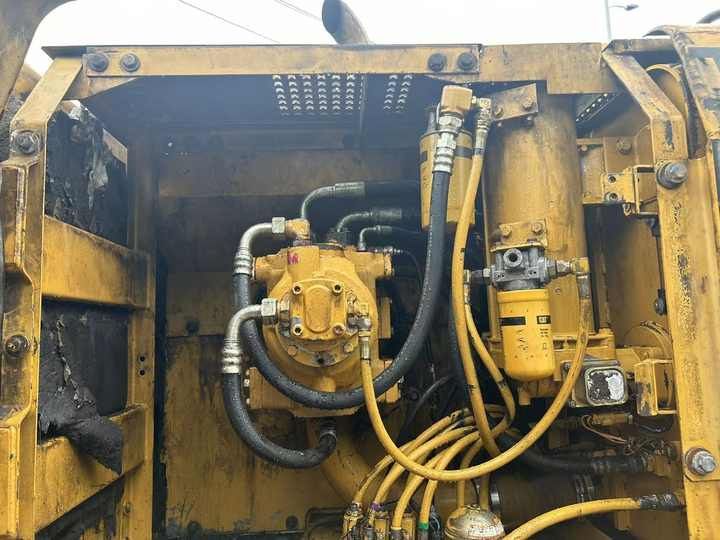 2008 Caterpillar 320BL Excavator pe Senile