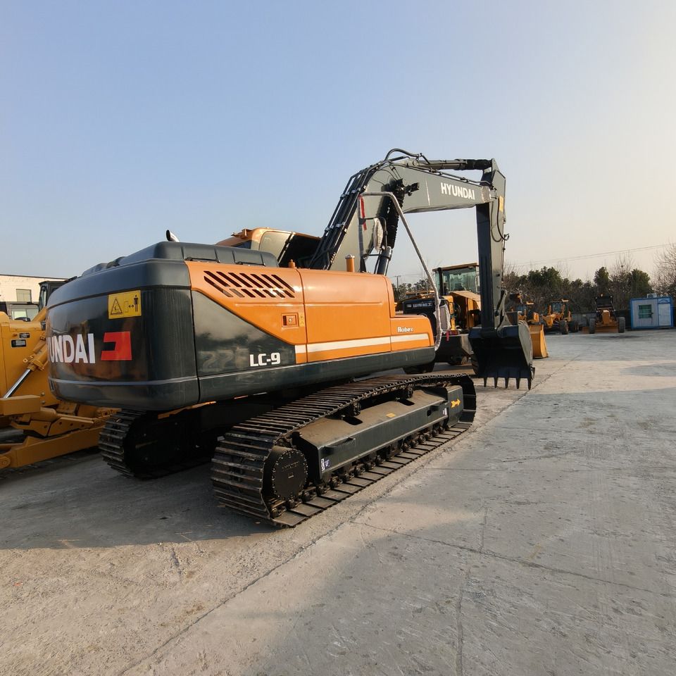 2024 Hyundai R220LC-9S Crawler Excavator