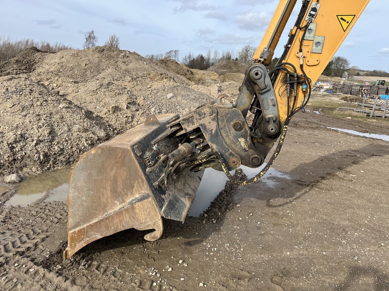 2012 Liebherr 916 Crawler Excavator