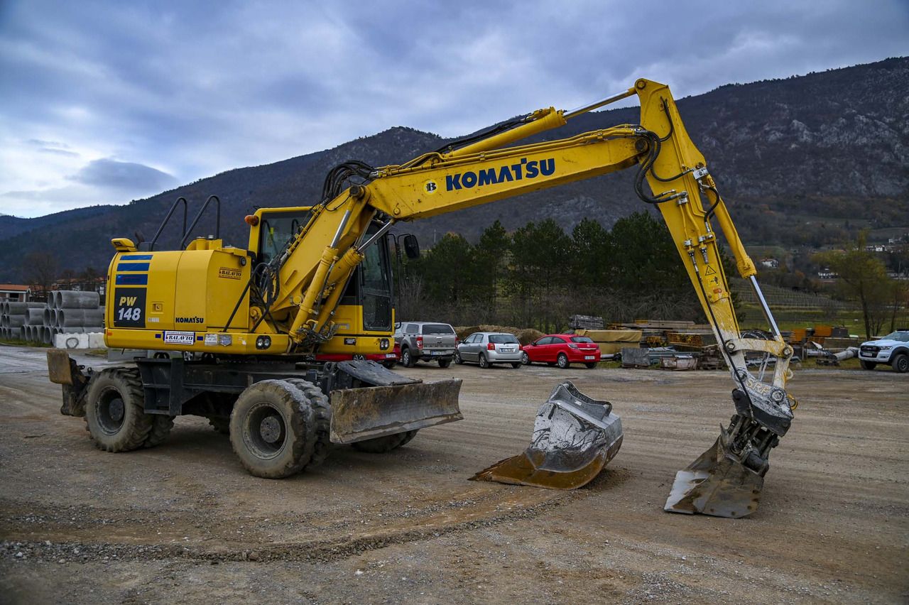 2018 Komatsu PW148-10 Wheel Excavator