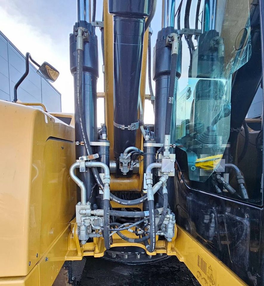 2018 Caterpillar M318F Wheel Excavator