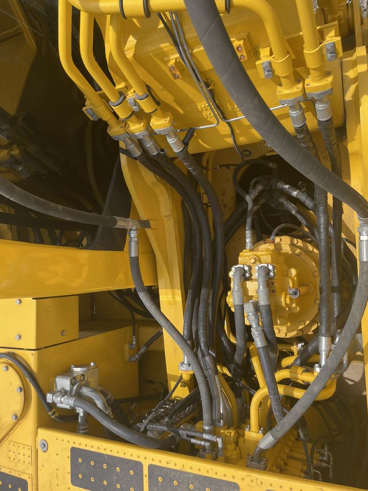 2023 Komatsu PC350-8 Crawler Excavator