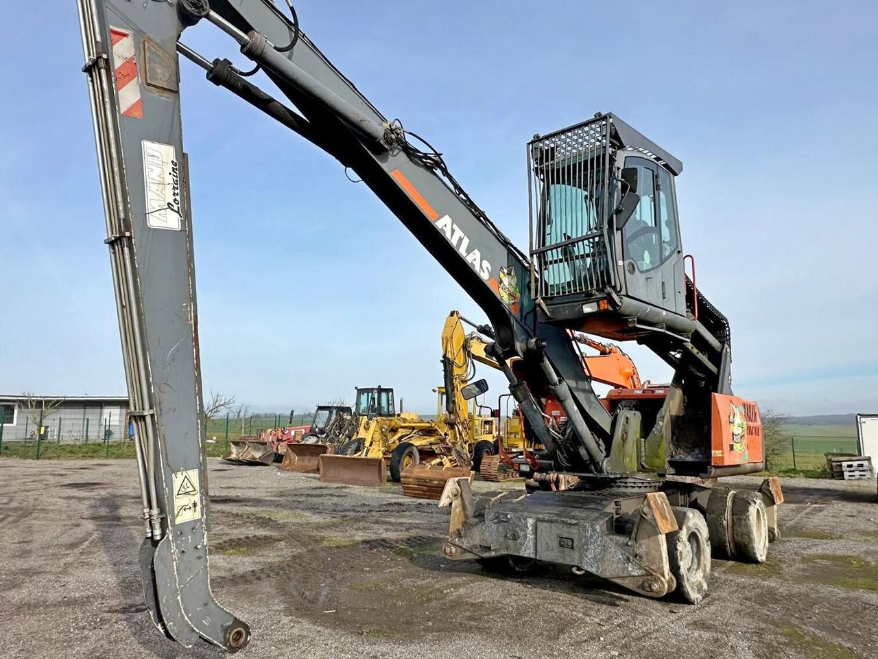2011 Atlas 230MH Material Handler
