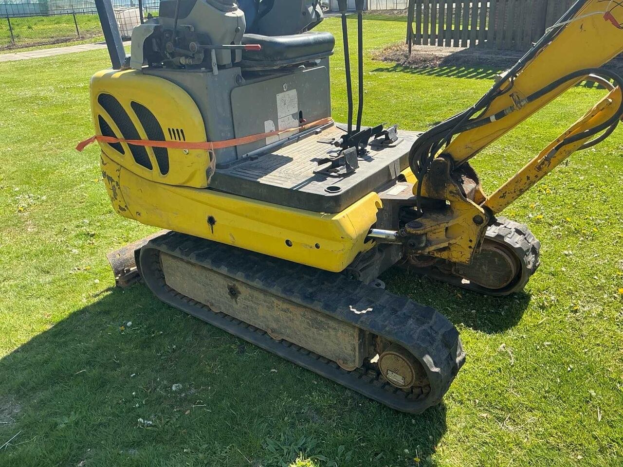 2006 New Holland E18R Mini Excavator