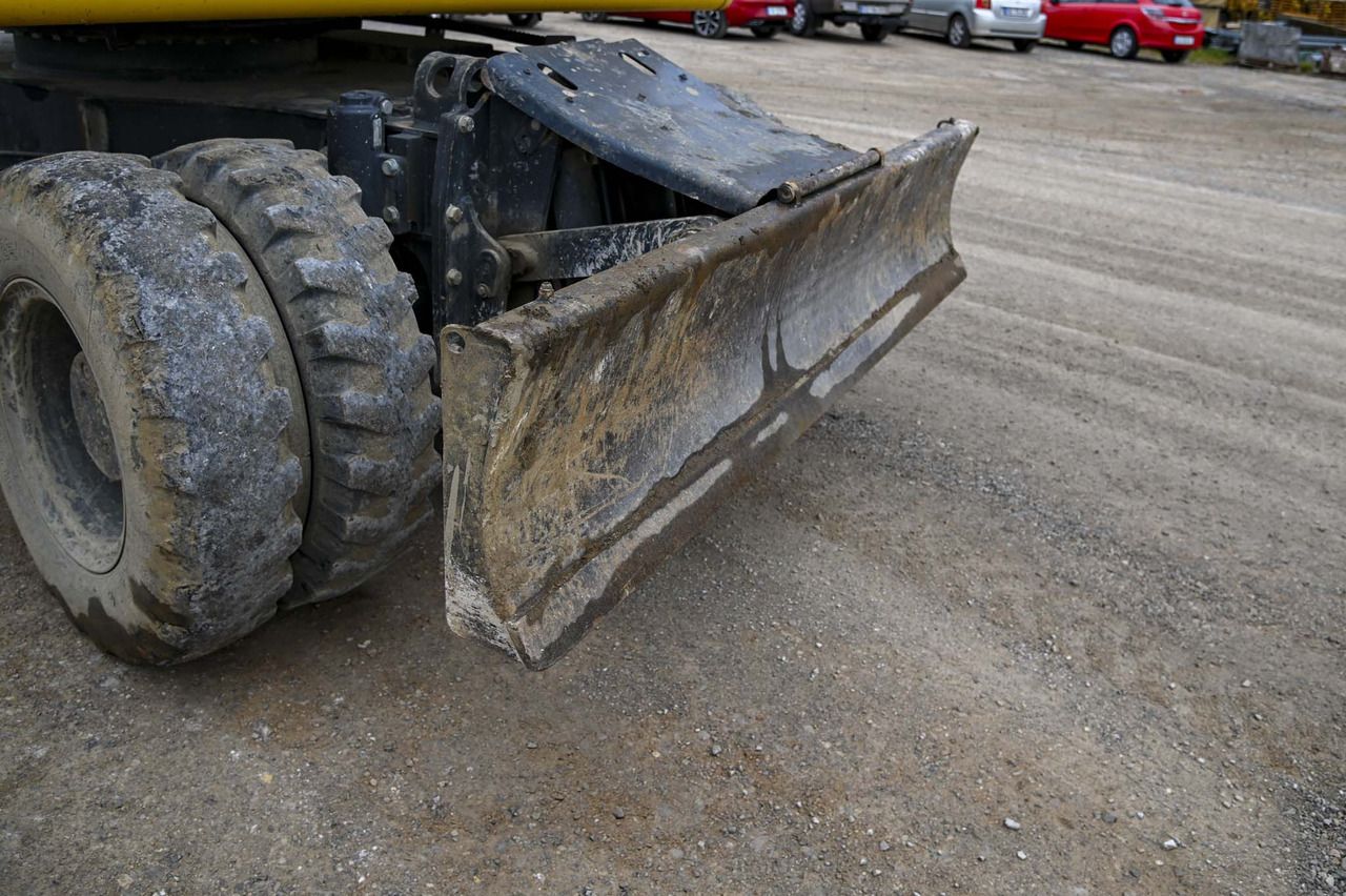 2018 Komatsu PW148-10 Wheel Excavator