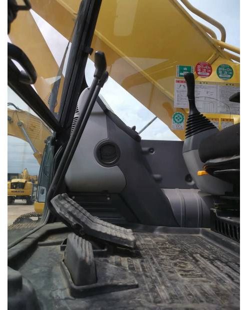 2020 Komatsu PC450-8 Crawler Excavator