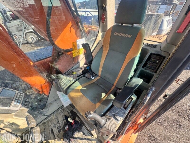 2010 Doosan DX300LC Crawler Excavator