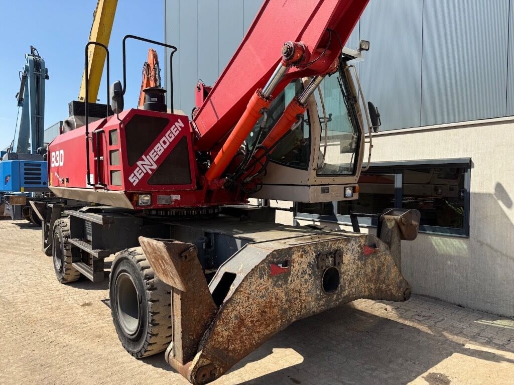 2004 Sennebogen 830M Material Handler