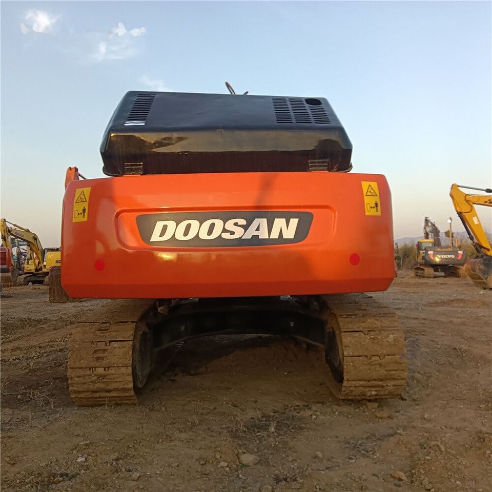 2017 Doosan DH300LC-7 Crawler Excavator