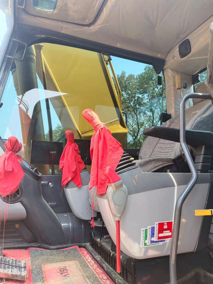 2018 Komatsu PC200-8 Crawler Excavator