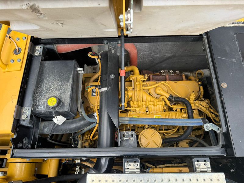 2017 Caterpillar M320F Wheel Excavator