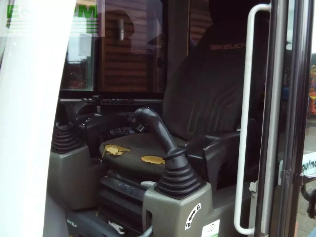 2016 Takeuchi TB260 Mini Excavator