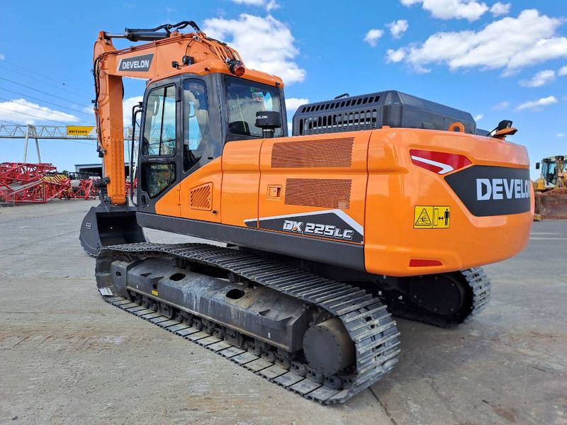 2025 Develon DX225LC-7M Crawler Excavator