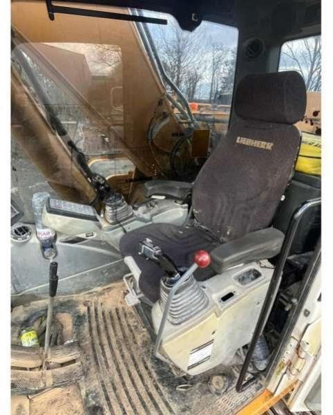 2013 Liebherr R936LC Crawler Excavator
