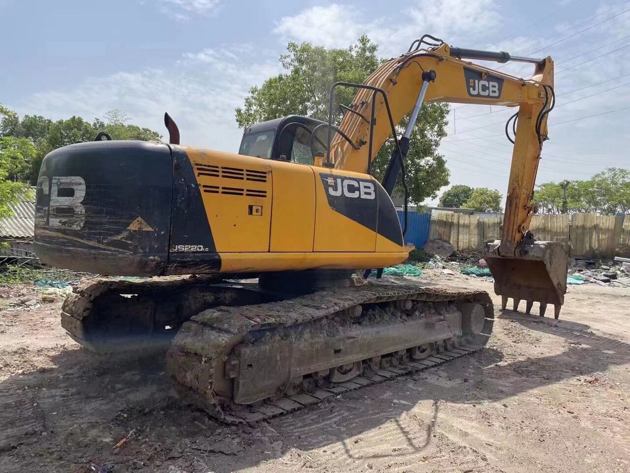 2024 JCB JS220LC Crawler Excavator