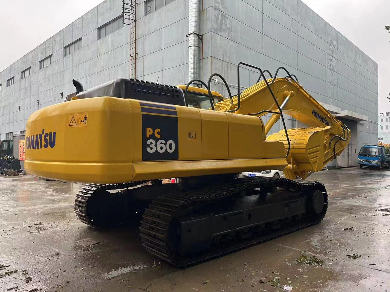 2022 Komatsu PC360 Crawler Excavator