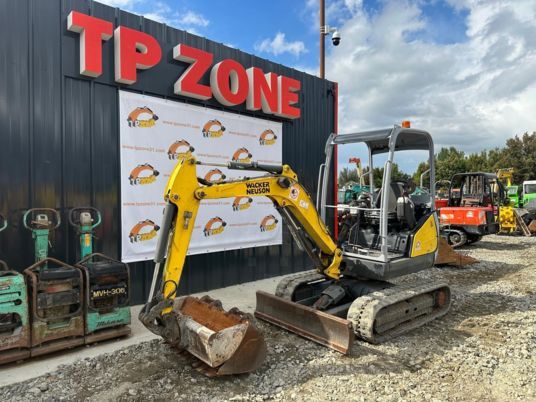 2015 Wacker Neuson ET24 Mini Excavator