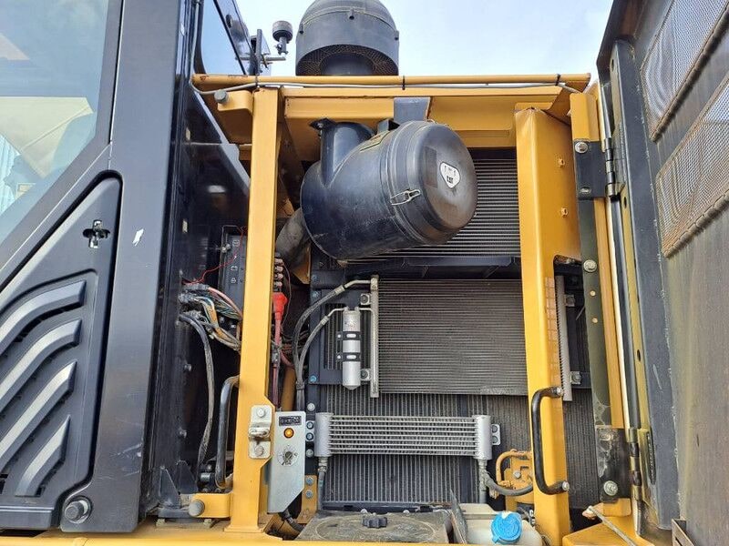 2016 Caterpillar 335FLCR Crawler Excavator