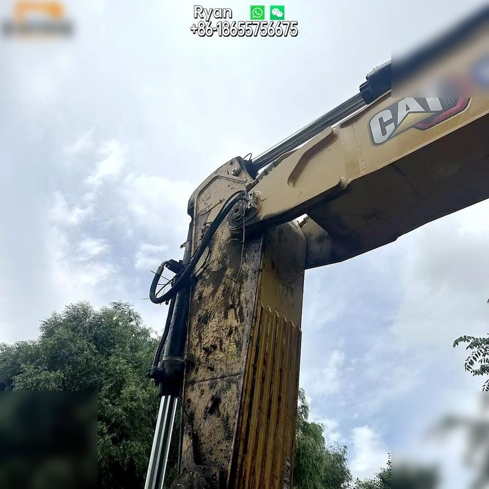 2021 Caterpillar 395 Crawler Excavator