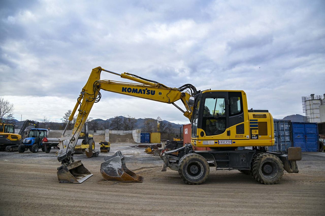 2018 Komatsu PW148-10 Wheel Excavator