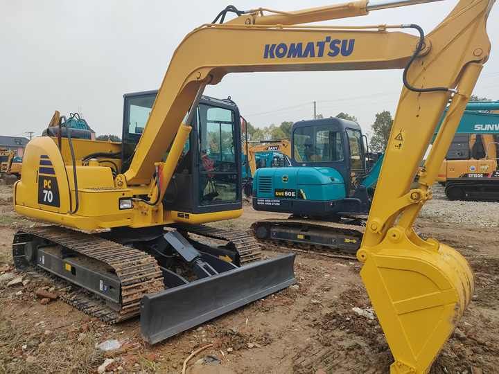 2011 Komatsu PC70-8 Crawler Excavator