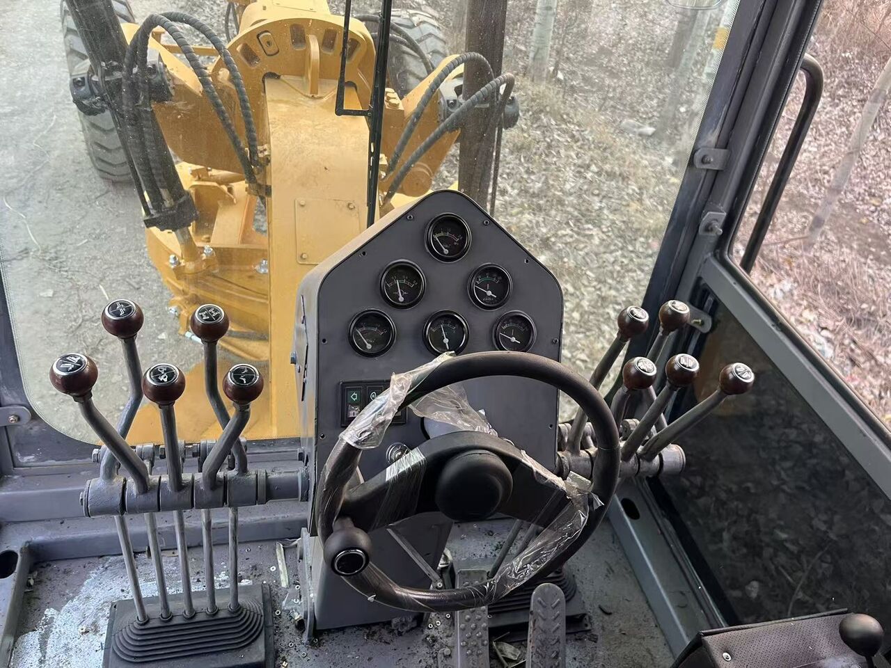 2025 Caterpillar 140K Crawler Excavator