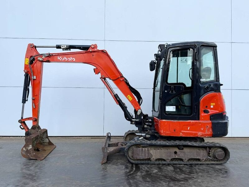 Kubota KX037-4 – Hammer Lines / Quick Coupler (2020)