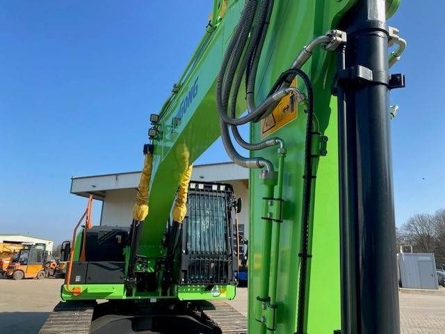 2025 LiuGong 922FE Crawler Excavator