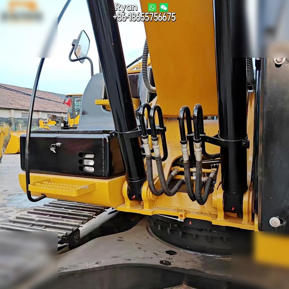 2018 Caterpillar 320D2 Crawler Excavator