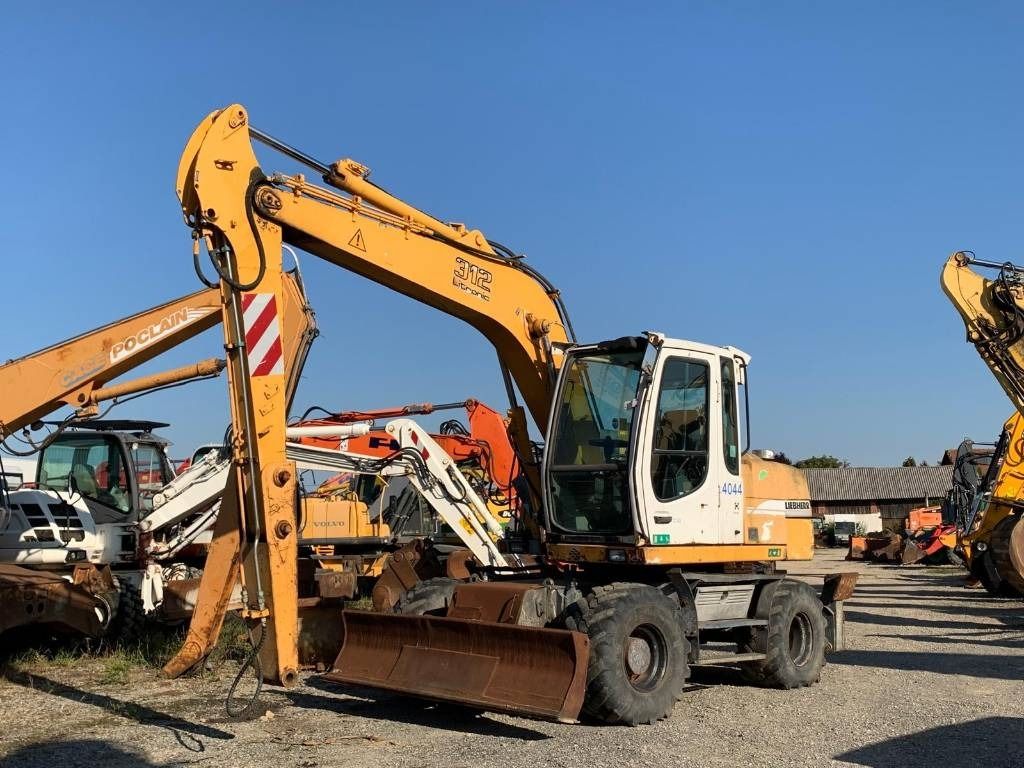 2002 Liebherr A312 Wheel Excavator