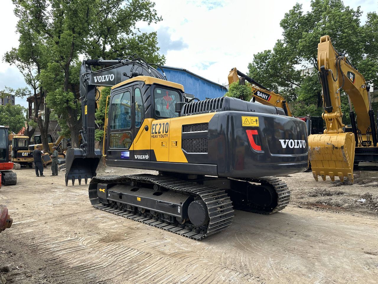 2022 Volvo EC210 Crawler Excavator