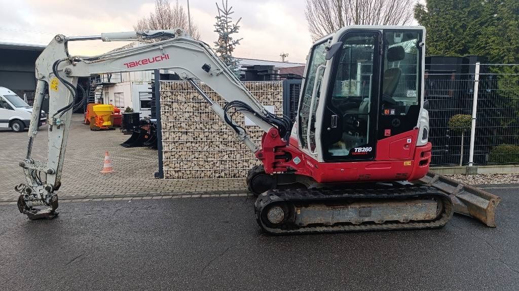 2014 Takeuchi TB260 Mini Excavator